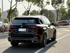 2022 BMW X5 M Sport Package, чёрный — фото 14