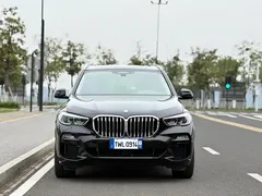 2021 BMW X5 xDrive40i Premium M Sport Package, чёрный — фото 2