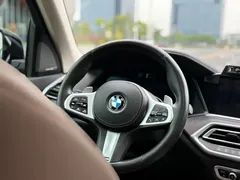 2021 BMW X5 xDrive40i Premium M Sport Package, чёрный — фото 10