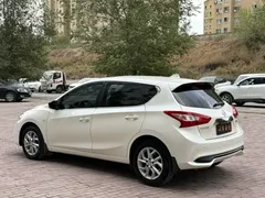 2021 Nissan Tiida 1.6L CVT, белый — фото 2
