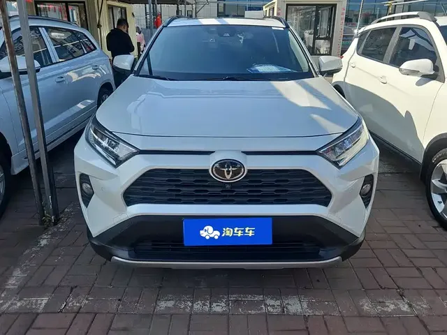 2021 Toyota RAV4 2.0L CVT 2WD Fashion Plus