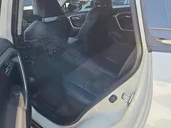 2021 Toyota RAV4 2.0L CVT 2WD Fashion Plus, белый — фото 11