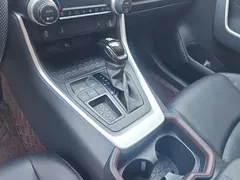 2021 Toyota RAV4 2.0L CVT 2WD Fashion Plus, белый — фото 16