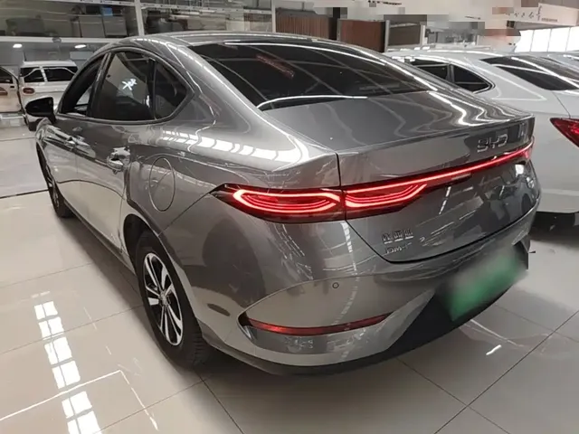 2025 BYD Qin PLUS DM-i PHEV Smart Driving 128km Advance