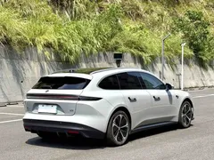 2025 Nio ET5T 75kWh Touring, синий — фото 8