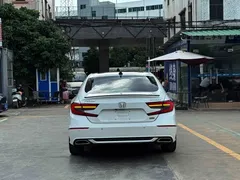 2022 Honda Accord 260TURBO Premium, белый — фото 6