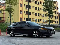 2022 Honda Accord 260TURBO Premium, чёрный — фото 3