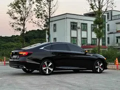 2022 Honda Accord 260TURBO Premium, чёрный — фото 9