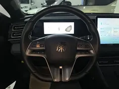 2024 BYD Qin L PHEV 120KM Exceed — фото 11