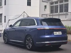 2026 Aito M7 EREV Ultra 4WD 5-seat 192-line Lidar, синий — фото 5