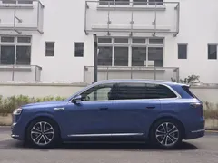 2026 Aito M7 EREV Ultra 4WD 5-seat 192-line Lidar, синий — фото 6