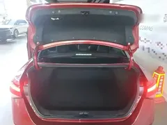 2021 Nissan Sylphy 1.6L XL CVT — фото 19