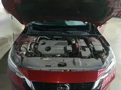 2021 Nissan Sylphy 1.6L XL CVT — фото 20