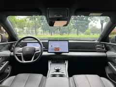 2024 BYD Qin L PHEV 80km Leading — фото 7