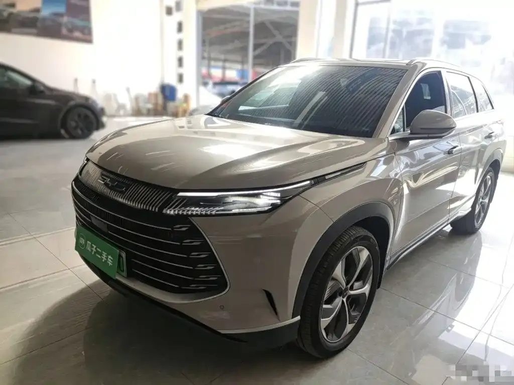 2023 BYD Frigate 07 DM-i PHEV 100km Premium