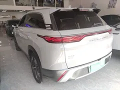 2023 BYD Frigate 07 DM-i PHEV 100km Premium — фото 5