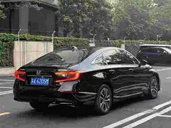 2022 Honda Accord 2.0L Hybrid, чёрный — фото 6