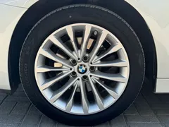 2021 BMW 5 Series 525Li Luxury Package, белый — фото 9