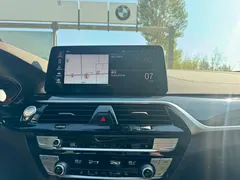 2021 BMW 5 Series 525Li Luxury Package, белый — фото 13