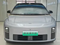 2025 Li Auto i6 4WD Standard — фото 1