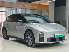 2025 Li Auto i6 4WD Standard — фото 2
