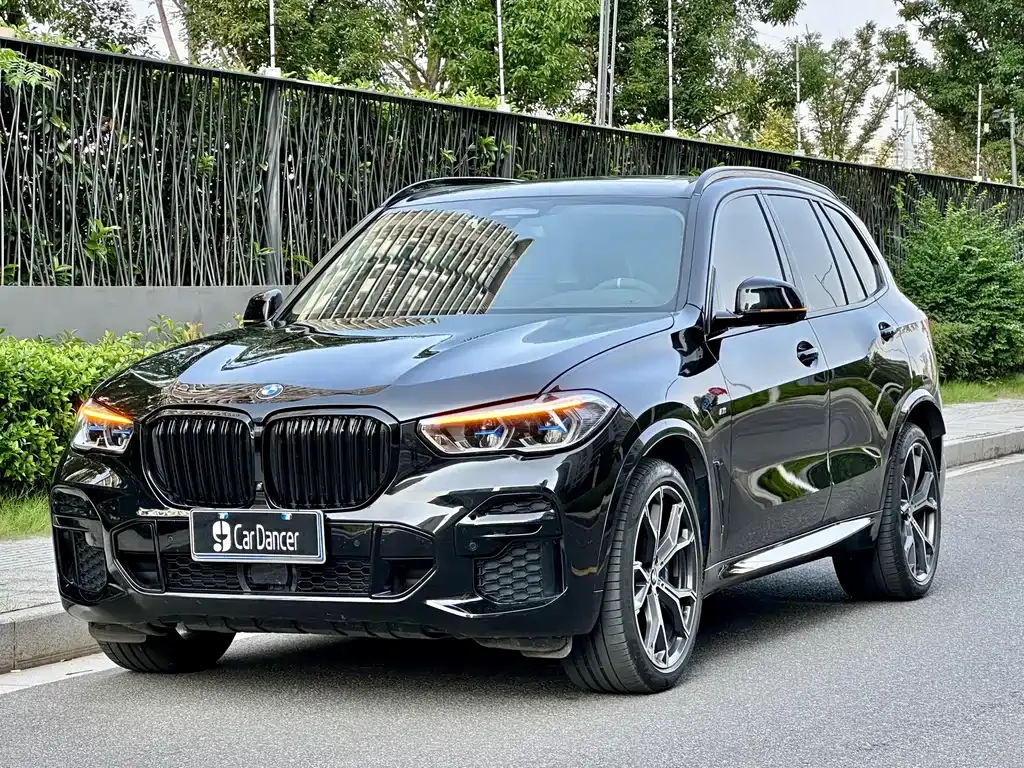 2021 BMW X5 xDrive40i Premium M Sport Package