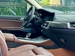 2021 BMW X5 xDrive40i Premium M Sport Package, чёрный — фото 10