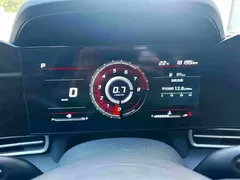 2022 Hyundai Elantra 1.5L CVT LUX Premium, белый — фото 7