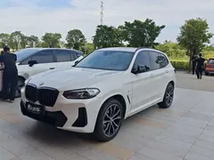 2022 BMW X3 M Night Package, белый — фото 1