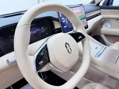 2025 Aito M5 EREV Ultra 4WD — фото 24