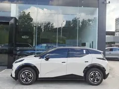 2025 Zeekr X 5-seat RWD — фото 2