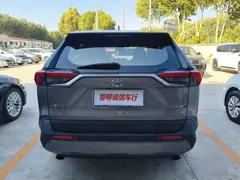 2021 Toyota RAV4 2.0L CVT 2WD Fashion Plus — фото 14