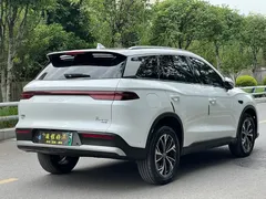 2025 BYD Song Pro 2nd Gen Smart Driving DM-i PHEV 75km Leading, белый — фото 7
