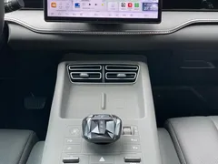 2025 BYD Song Pro 2nd Gen Smart Driving DM-i PHEV 75km Leading, белый — фото 21