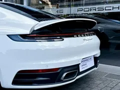 2022 Porsche 911 Carrera 4 3.0T, белый — фото 6
