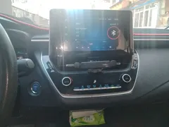 2021 Toyota Corolla Hybrid 1.8L E-CVT Elite, белый — фото 2