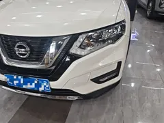 2022 Nissan X-Trail 2.0L 2WD, белый — фото 24