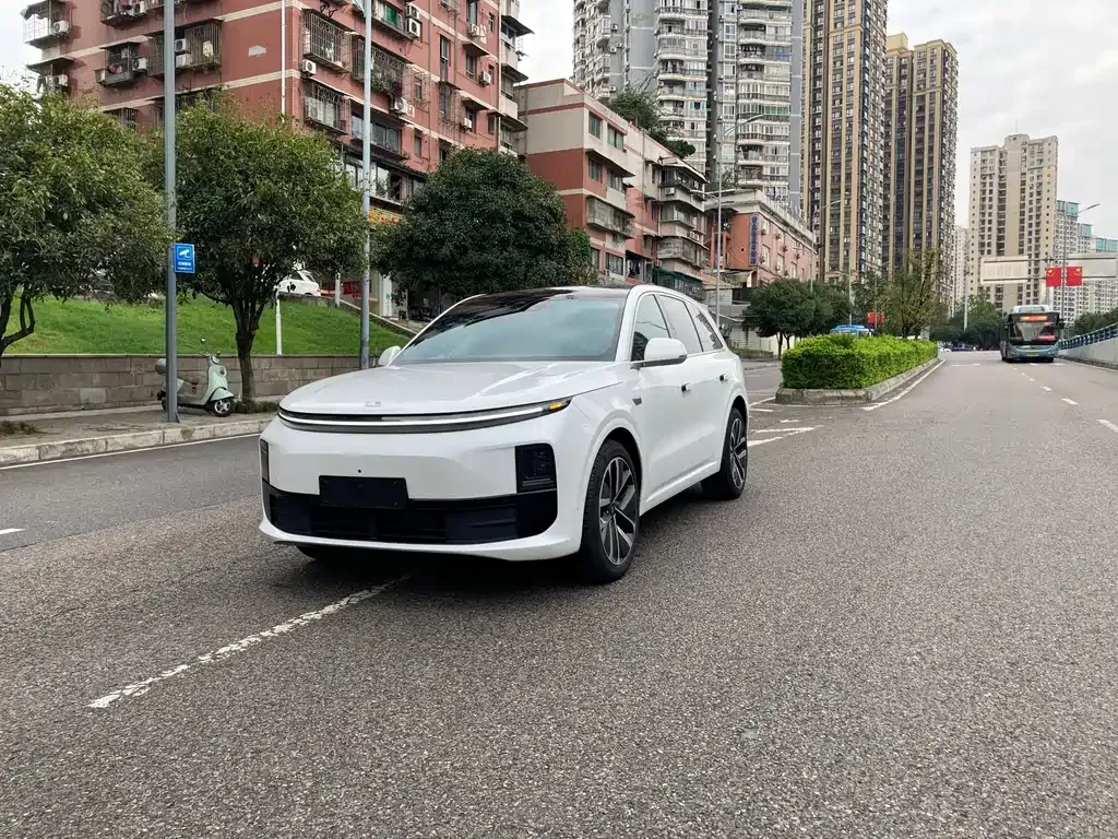 2024 Li Auto L6