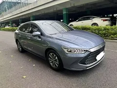 2024 BYD Qin PLUS Honor DM-i PHEV 55km Leading, синий — фото 4