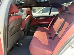 2021 BMW 5 Series 530Li Leading M Sport Package, белый — фото 10