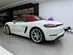 2022 Porsche 718 Boxster 2.0T, белый — фото 9