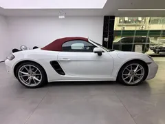 2022 Porsche 718 Boxster 2.0T, белый — фото 11
