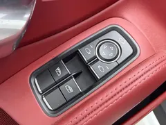 2022 Porsche 718 Boxster 2.0T, белый — фото 25