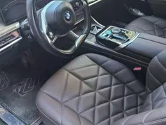 2023 BMW 7 Series 735Li Luxury Package, чёрный — фото 5