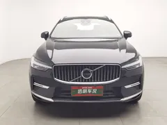 2022 Volvo XC60 4WD Luxury, чёрный — фото 3