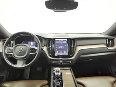 2022 Volvo XC60 4WD Luxury, чёрный — фото 5