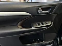 2018 Toyota Highlander 2.0T 4WD Premium 7-Seat China VI, чёрный — фото 6