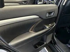 2018 Toyota Highlander 2.0T 4WD Premium 7-Seat China VI, чёрный — фото 9