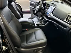2018 Toyota Highlander 2.0T 4WD Premium 7-Seat China VI, чёрный — фото 15