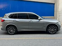 2022 BMW X5 30Li Premium M Sport Package — фото 10